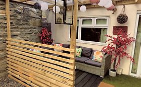 Zip Cottage Sleeps 2-3 Climb Snowdon Zip World