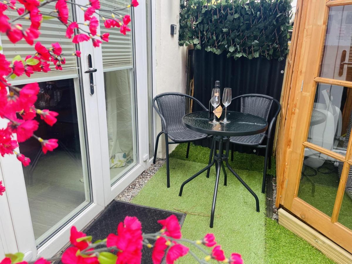 Zip Cottage Sleeps 2-3 Climb Snowdon Zip World Tanygrisiau Exterior photo